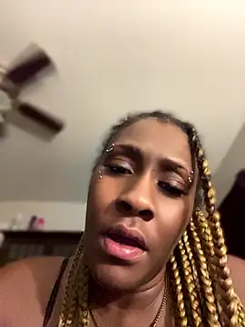 Foreignthababyy online show from July 20, 12:47 am