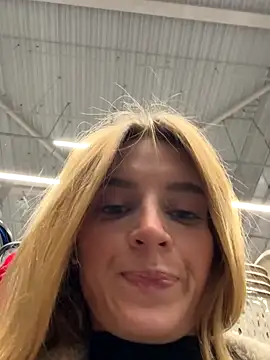 -AngelAri- online show from September 30, 9:09 pm