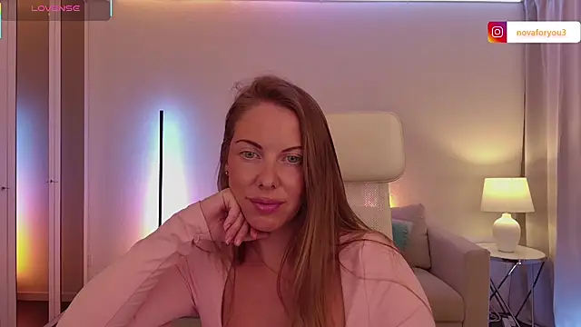 Snapshot of novaforyou1 chatting on July 25, 1:30 pm novaforyou1 online show from July 25, 1:30 pm
