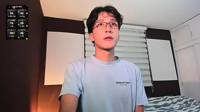 tom Howard online show from March 30, 10:00 pm