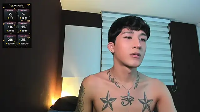 tom Howard online show from April 16, 12:00 am