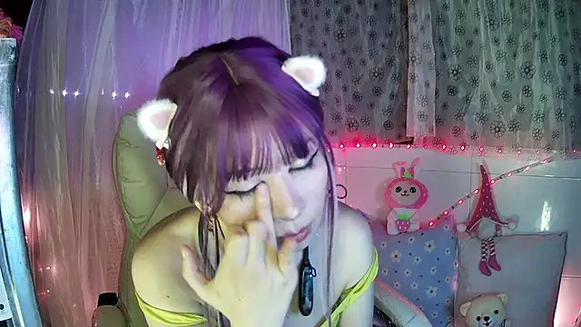 Haru Queenn online show from March 6, 3:35 am