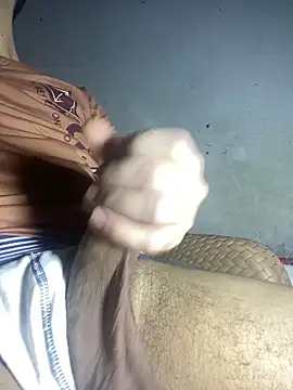 Snapshot of Egyptian-HugeDick chatting on May 18, 10:04 pm Egyptian-HugeDick online show from May 18, 10:04 pm