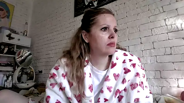 Angel girllovemy online show from February 9, 7:23 am