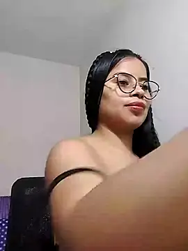 charlotte moineau online show from January 8, 9:23 pm