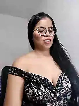 charlotte moineau online show from January 21, 10:30 pm