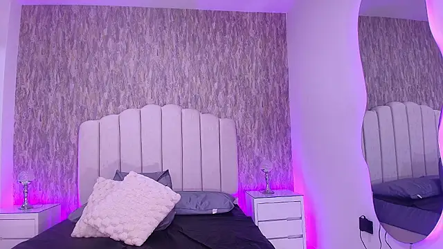 raven lilith  online show from March 27, 3:12 am