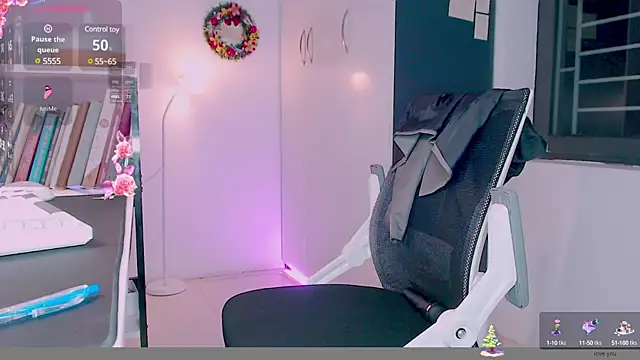 Shyn   online show from January 24, 2:41 pm