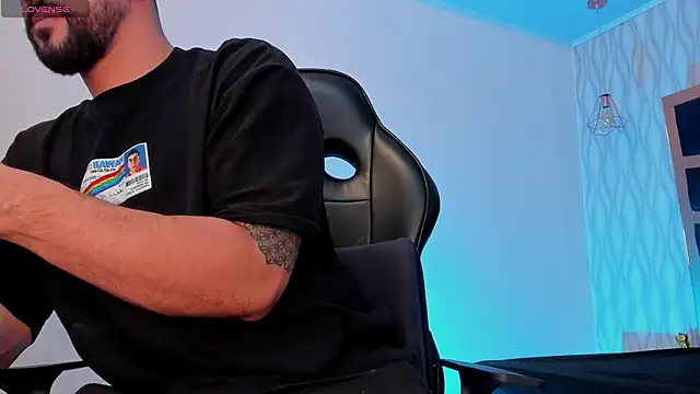 Petesevans online show from February 16, 11:23 pm