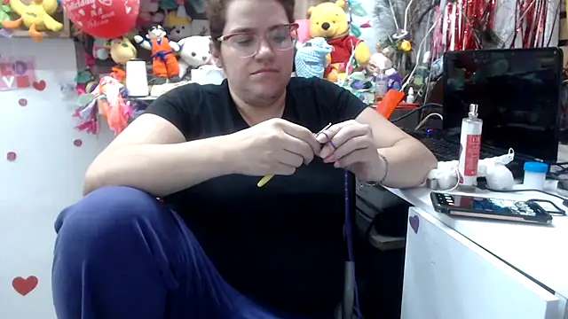 karlythothxh online show from September 12, 12:22 am