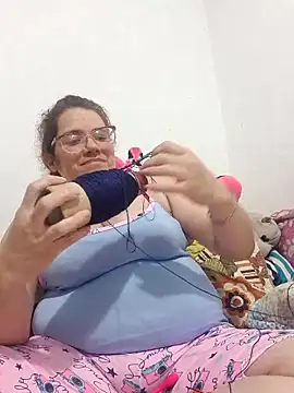 karlythothxh online show from October 25, 2:19 am