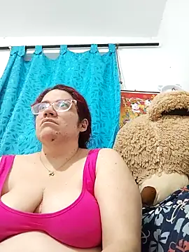 karlythothxh online show from April 19, 4:17 pm