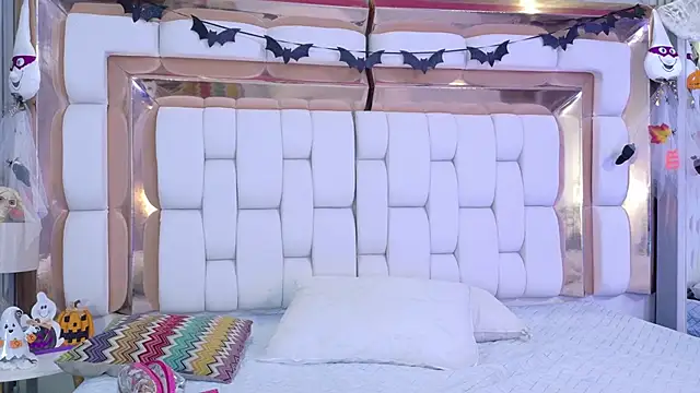 sexysistter online show from October 11, 12:26 pm