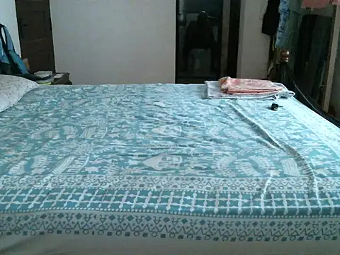 Snapshot of Slim_India chatting on June 6, 2:38 am Slim India online show from June 6, 2:38 am