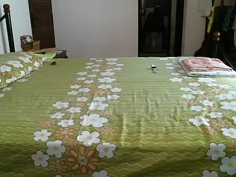 Snapshot of Slim_India chatting on June 9, 3:07 am Slim India online show from June 9, 3:07 am