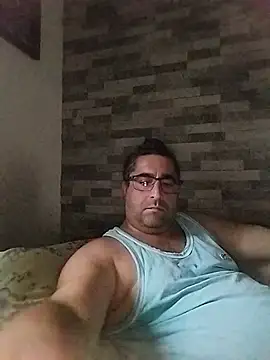 Snapshot of ADRIAN_ADI40 chatting on May 17, 4:10 am ADRIAN ADI40 online show from May 17, 4:10 am