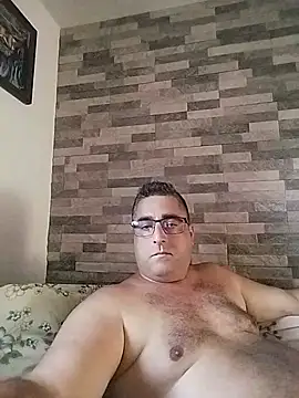 Snapshot of ADRIAN_ADI40 chatting on May 27, 4:53 am ADRIAN ADI40 online show from May 27, 4:53 am