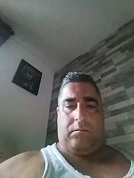 Snapshot of ADRIAN_ADI40 chatting on May 28, 3:37 am ADRIAN ADI40 online show from May 28, 3:37 am