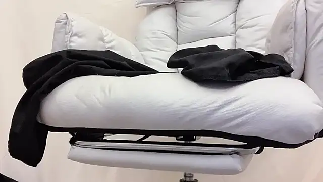 Tw Zoella online show from February 5, 3:05 pm