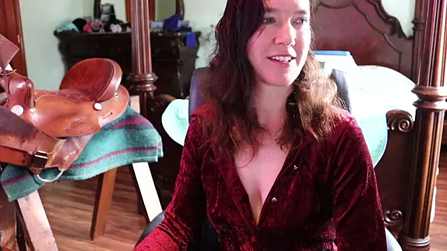 thornburyrose online show from March 6, 9:11 pm