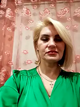 Snapshot of JennyOMay chatting on December 14, 12:12 pm JennyOMay online show from December 14, 12:12 pm
