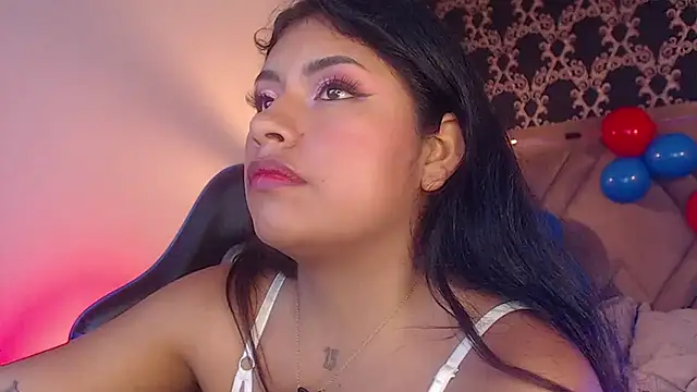 Snapshot of ChantalPetit chatting on July 4, 2:12 pm ChantalPetit online show from July 4, 2:12 pm