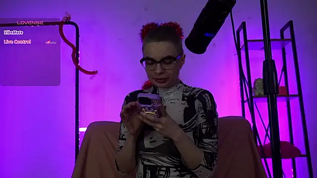 CyberXGoddess online show from February 9, 1:09 am