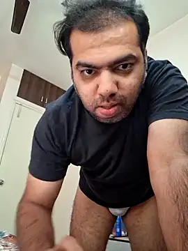 kaustubh45 online show from December 10, 10:17 am