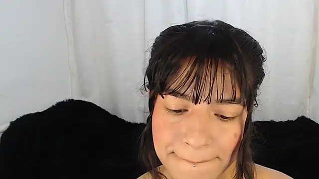 Liz Galactic online show from January 17, 7:05 pm