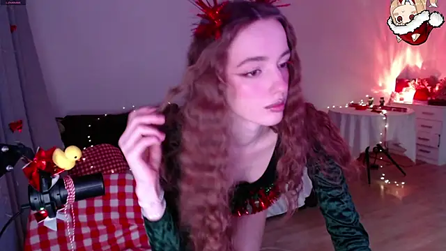 Snapshot of Weeissy chatting on December 25, 7:24 pm Weeissy online show from December 25, 7:24 pm