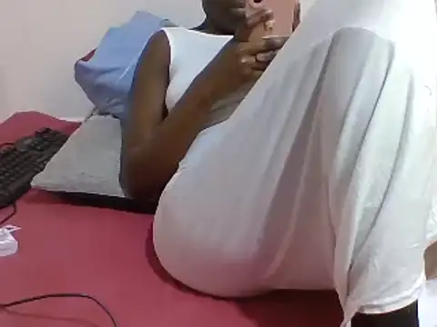 sweetelle09 online show from March 11, 7:58 pm