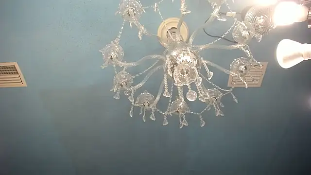 ADRIANNA FOX online show from March 23, 3:54 am