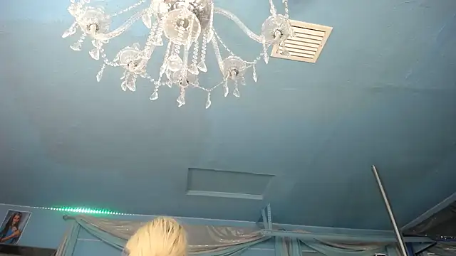 Snapshot of ADRIANNA_FOX chatting on March 22, 3:26 pm ADRIANNA FOX online show from March 22, 3:26 pm