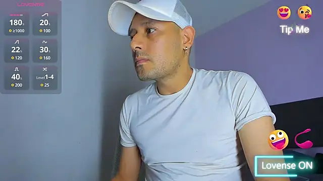 Snapshot of jhonyalzate2 chatting on December 1, 11:14 pm jhonyalzate2 online show from December 1, 11:14 pm