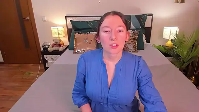 Snapshot of CatherineWalls chatting on February 26, 3:49 am CatherineWalls online show from February 26, 3:49 am