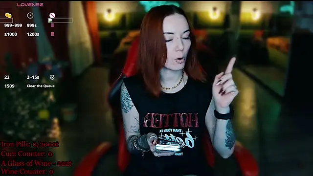 MaxPhoenixx online show from April 28, 6:35 pm