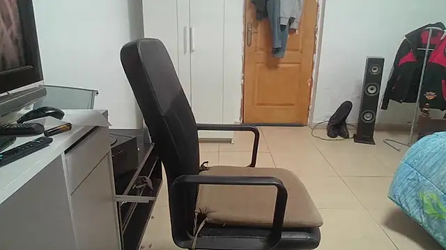 Snapshot of 0oscar_xxx chatting on February 3, 2:33 pm 0oscar xxx online show from February 3, 2:33 pm