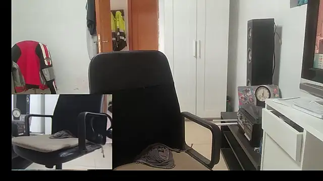 Snapshot of 0oscar_xxx chatting on March 22, 4:54 pm 0oscar xxx online show from March 22, 4:54 pm