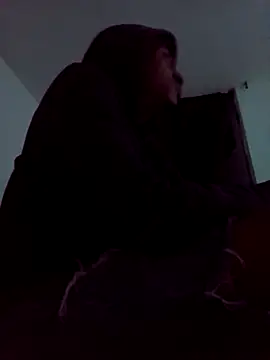 Snapshot of mellow_smoke chatting on February 7, 1:09 am mellow smoke online show from February 7, 1:09 am