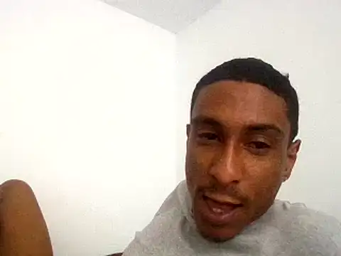 Snapshot of mellow_smoke chatting on February 19, 4:36 pm mellow smoke online show from February 19, 4:36 pm