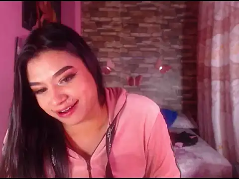 katrinawillff online show from February 8, 1:22 pm