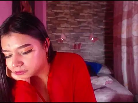 katrinawillff online show from February 9, 8:33 am