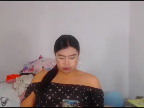 katrinawillff online show from March 24, 6:07 am