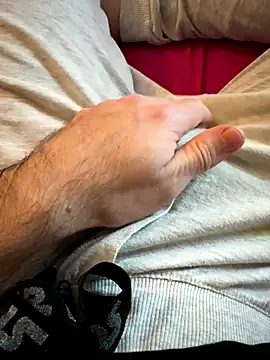 Snapshot of j1991j chatting on October 30, 7:47 pm j1991j online show from October 30, 7:47 pm