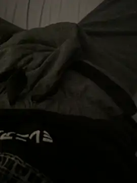 Snapshot of j1991j chatting on March 23, 10:36 pm j1991j online show from March 23, 10:36 pm