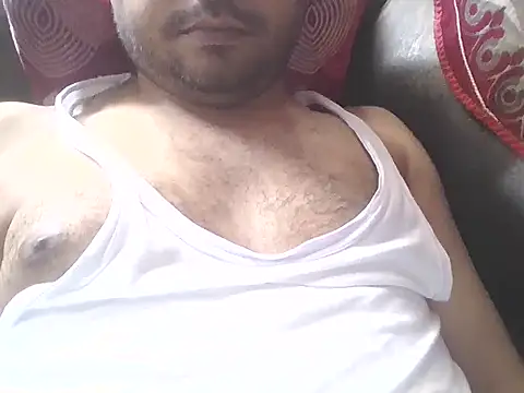 Snapshot of aakash_ModelBrown chatting on April 27, 9:29 am aakash ModelBrown online show from April 27, 9:29 am