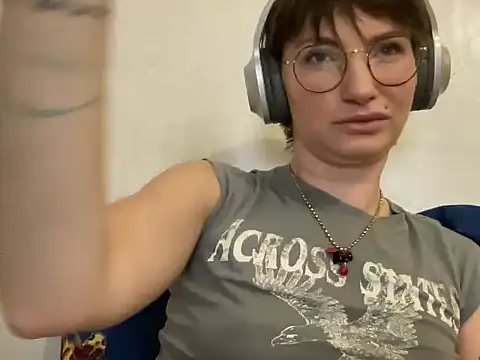 -CatchMe- online show from November 2, 9:50 pm