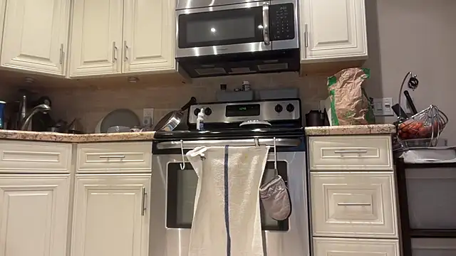 BigGuyMuscle online show from March 9, 5:49 pm