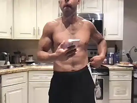 BigGuyMuscle online show from March 11, 2:54 am