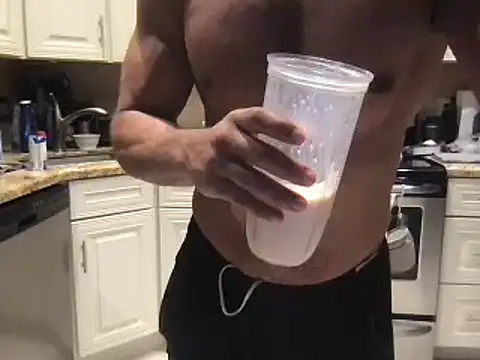 BigGuyMuscle online show from March 14, 2:20 am